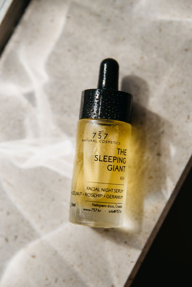 Gift Box - The Sleeping Giant Night Serum & White Jade Roller